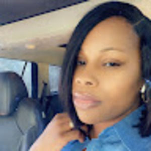 Meet your Posher, Candace